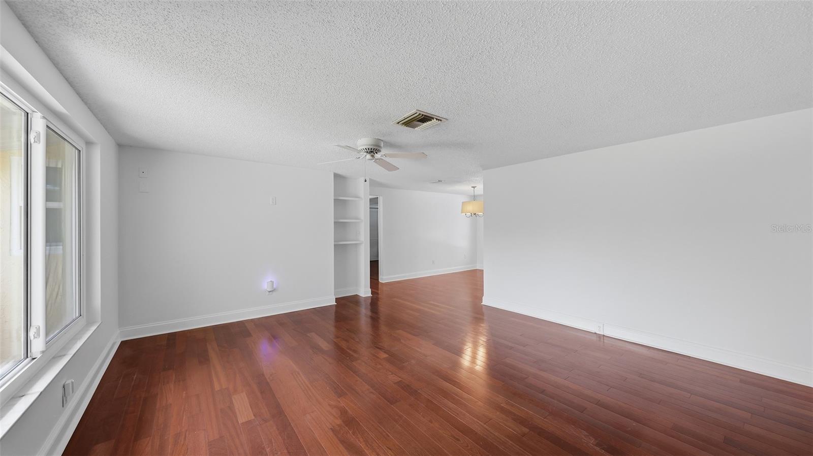 2220 Doud St Property Photo 7
