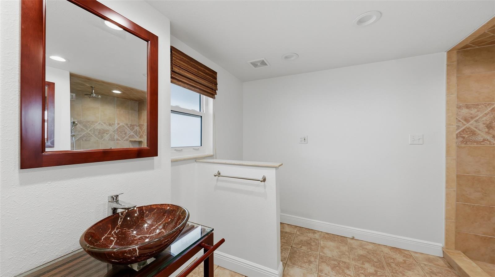 2220 Doud St Property Photo 18