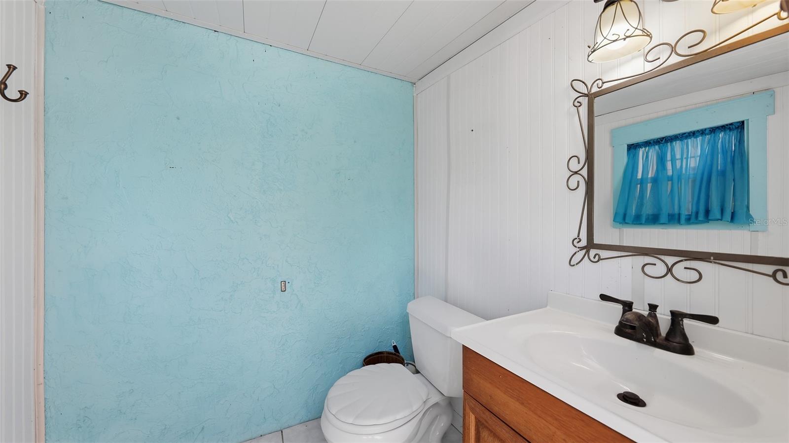 2220 Doud St Property Photo 40