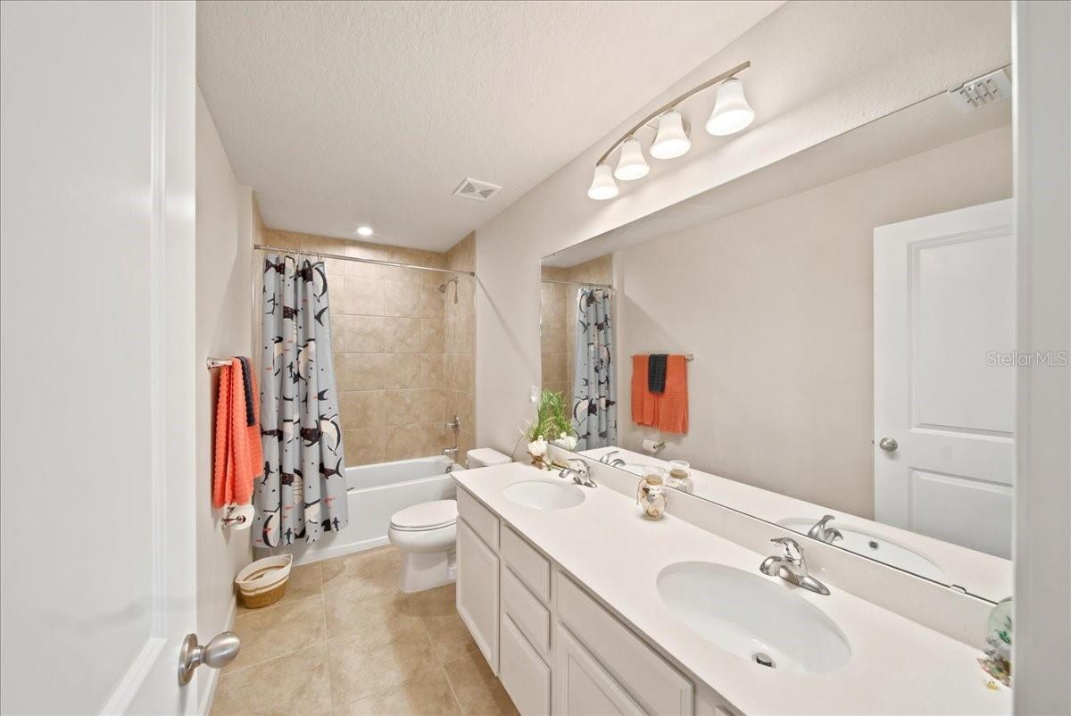 11432 64th St E Property Photo 39