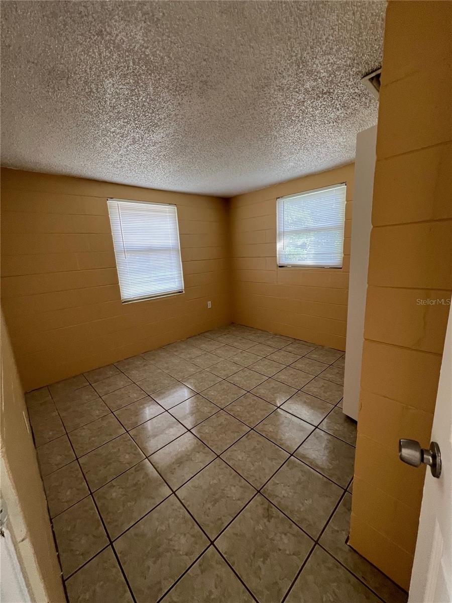 3007 14th St E Property Photo 2