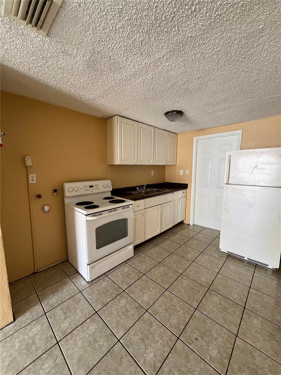 3007 14th St E Property Photo 7
