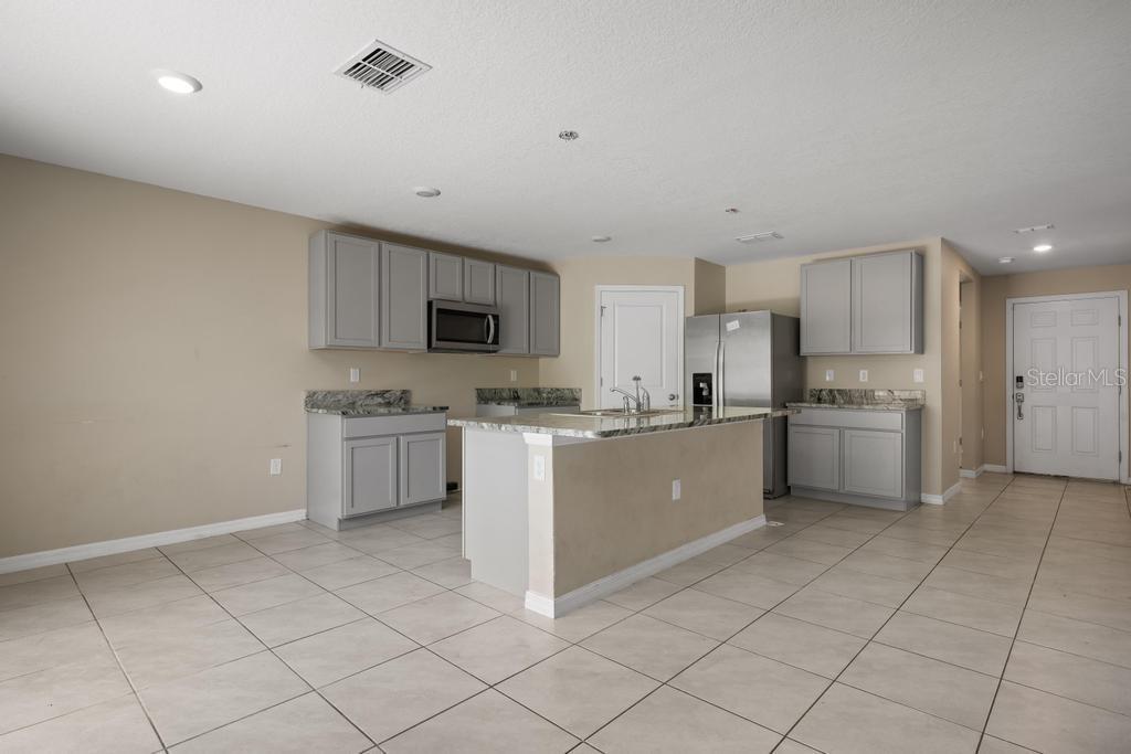 5280 Fiddle Fig Ave Property Photo 7