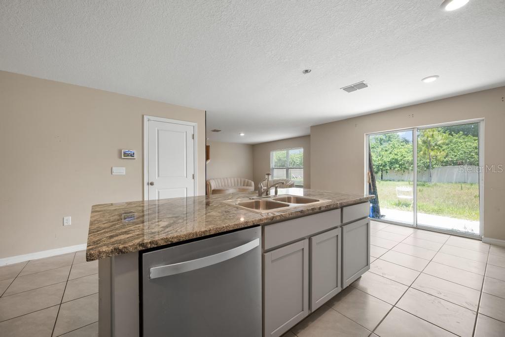 5280 Fiddle Fig Ave Property Photo 13
