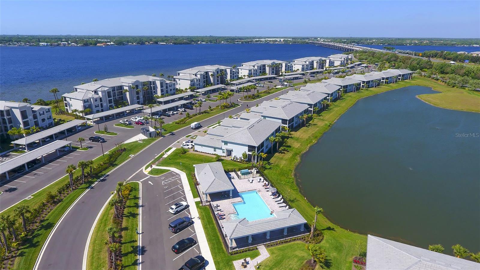 910 Tidewater Shores Loop #103 Property Photo 29
