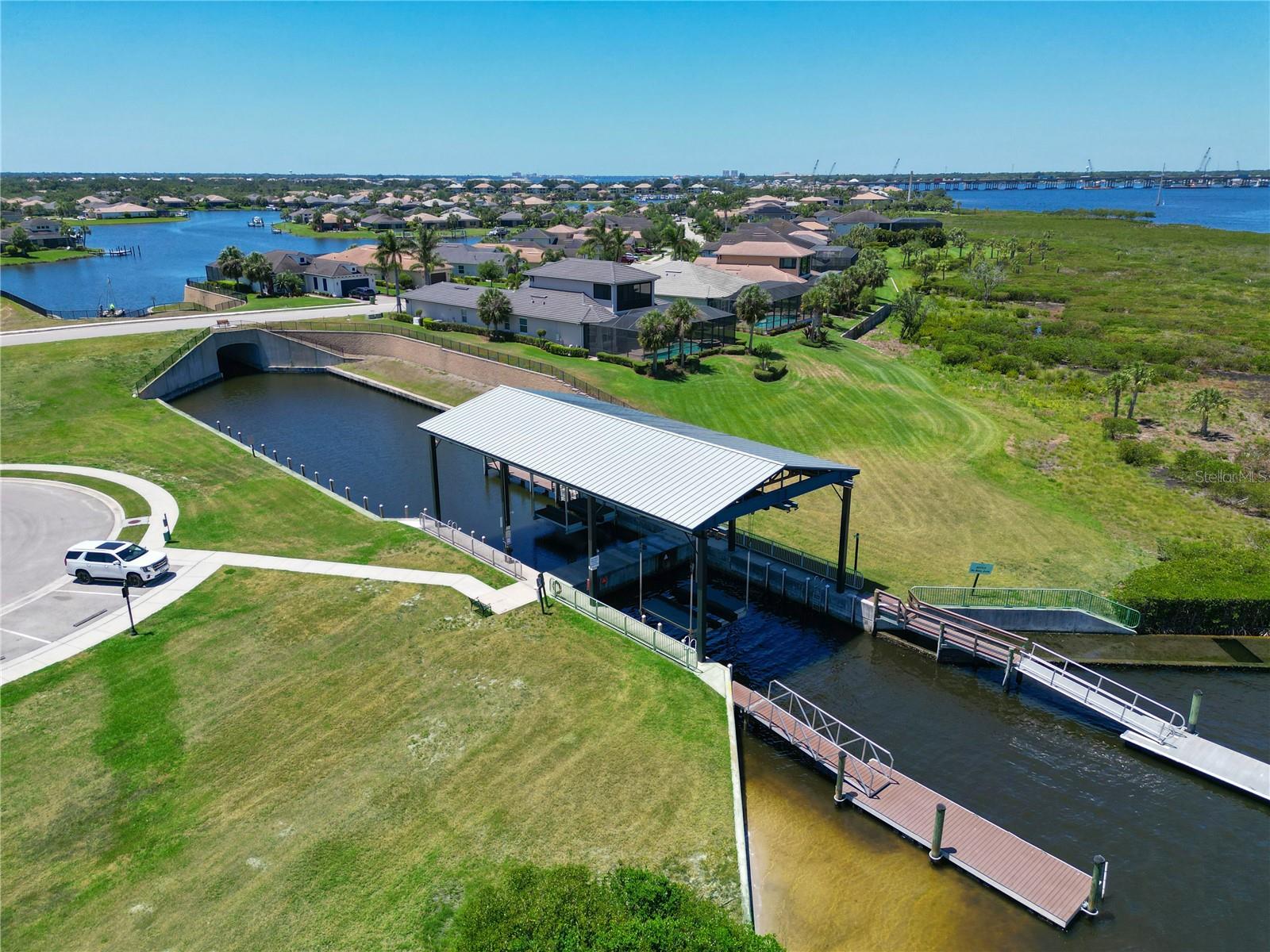 910 Tidewater Shores Loop #103 Property Photo 54