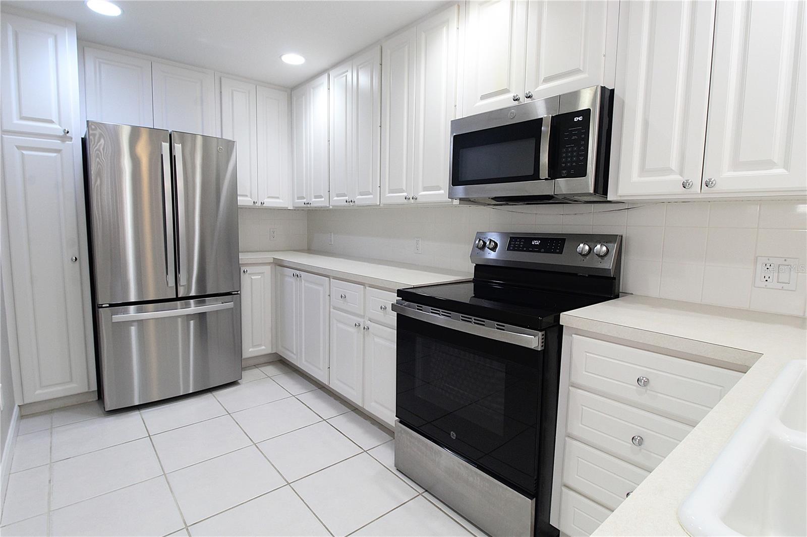 5373 Davini St Property Photo 5