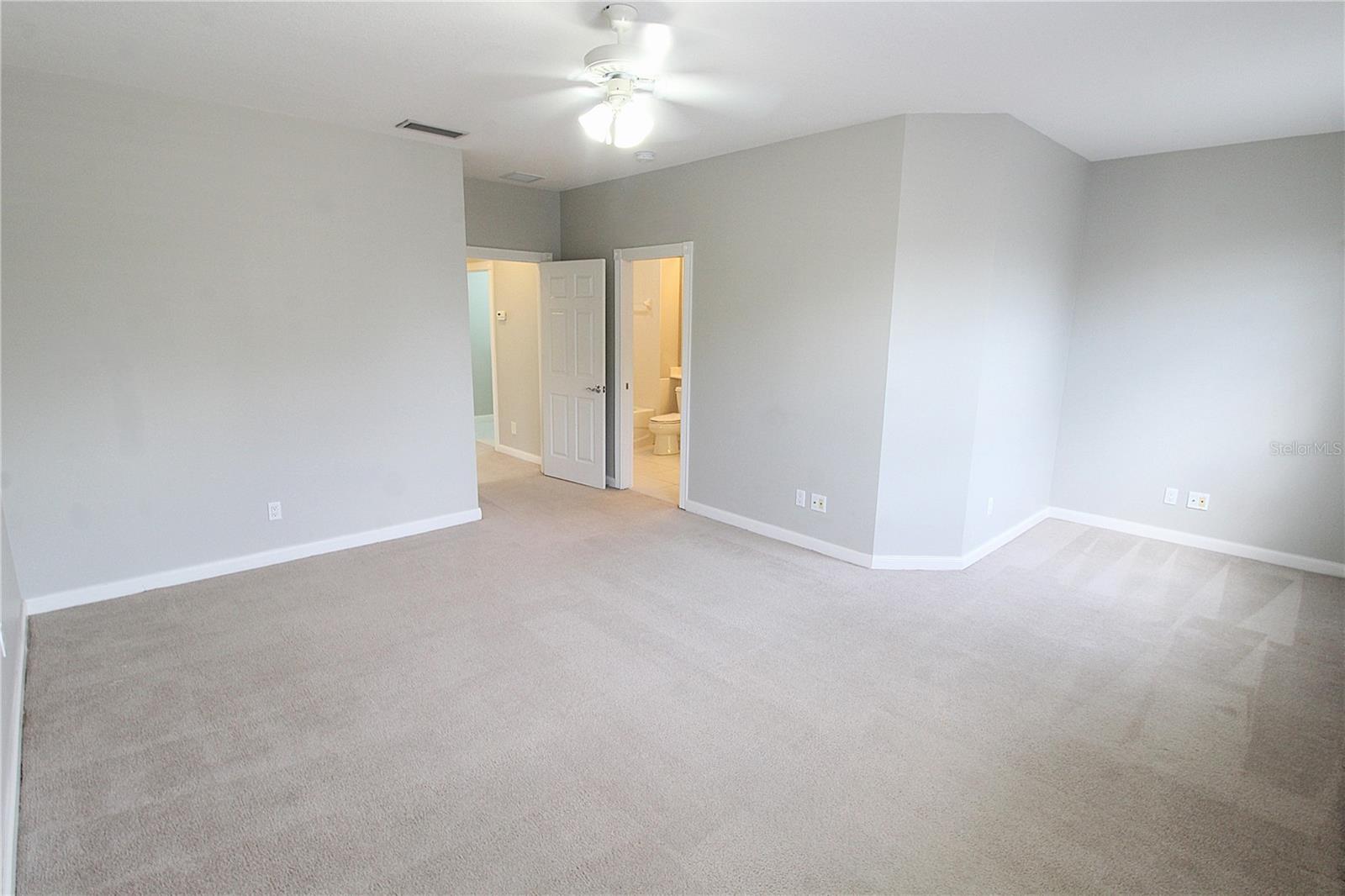 5373 Davini St Property Photo 9