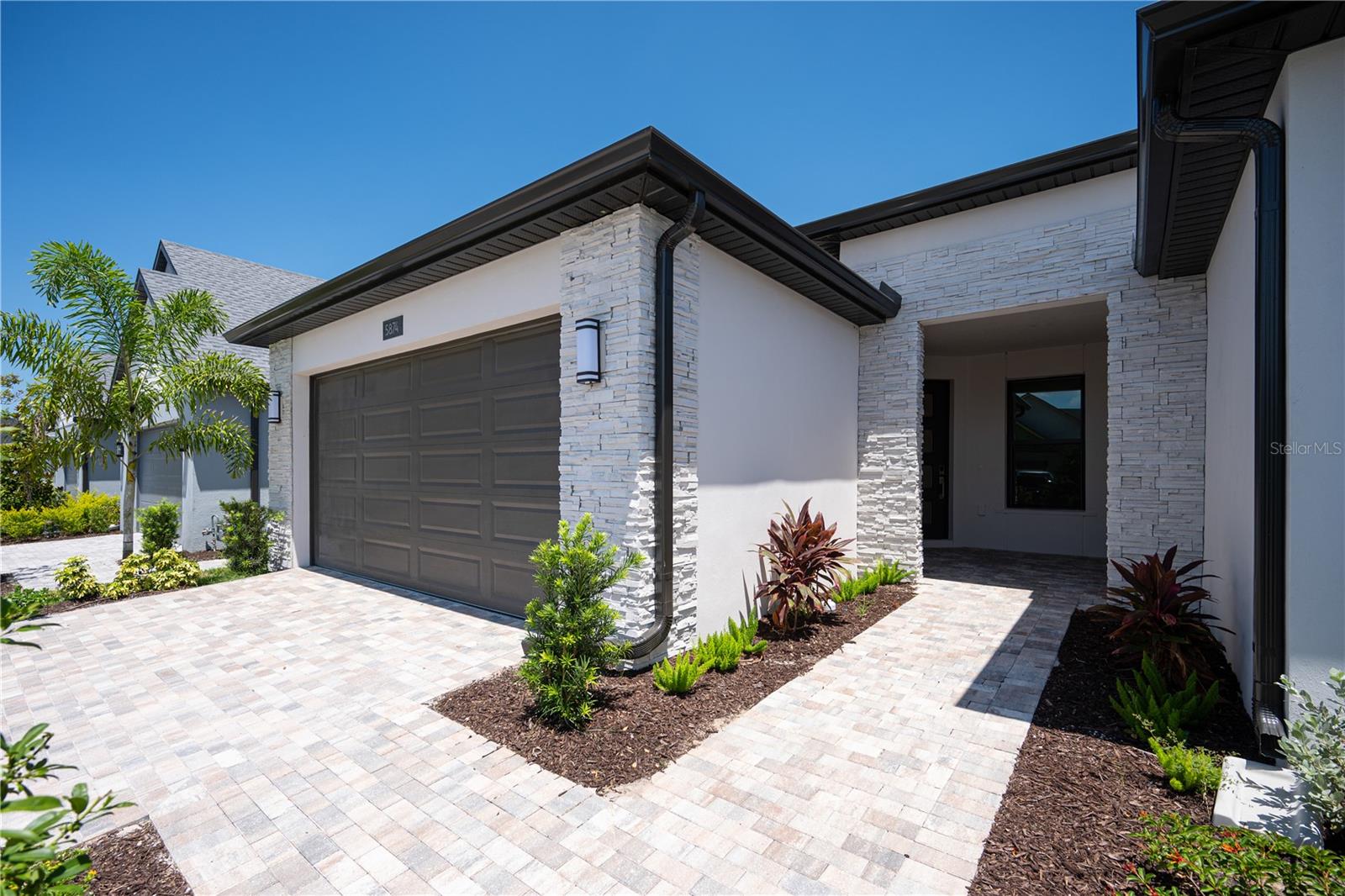 A4698579 Property Photo 3