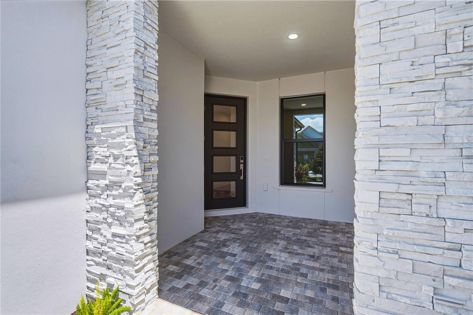 A4698579 Property Photo 4