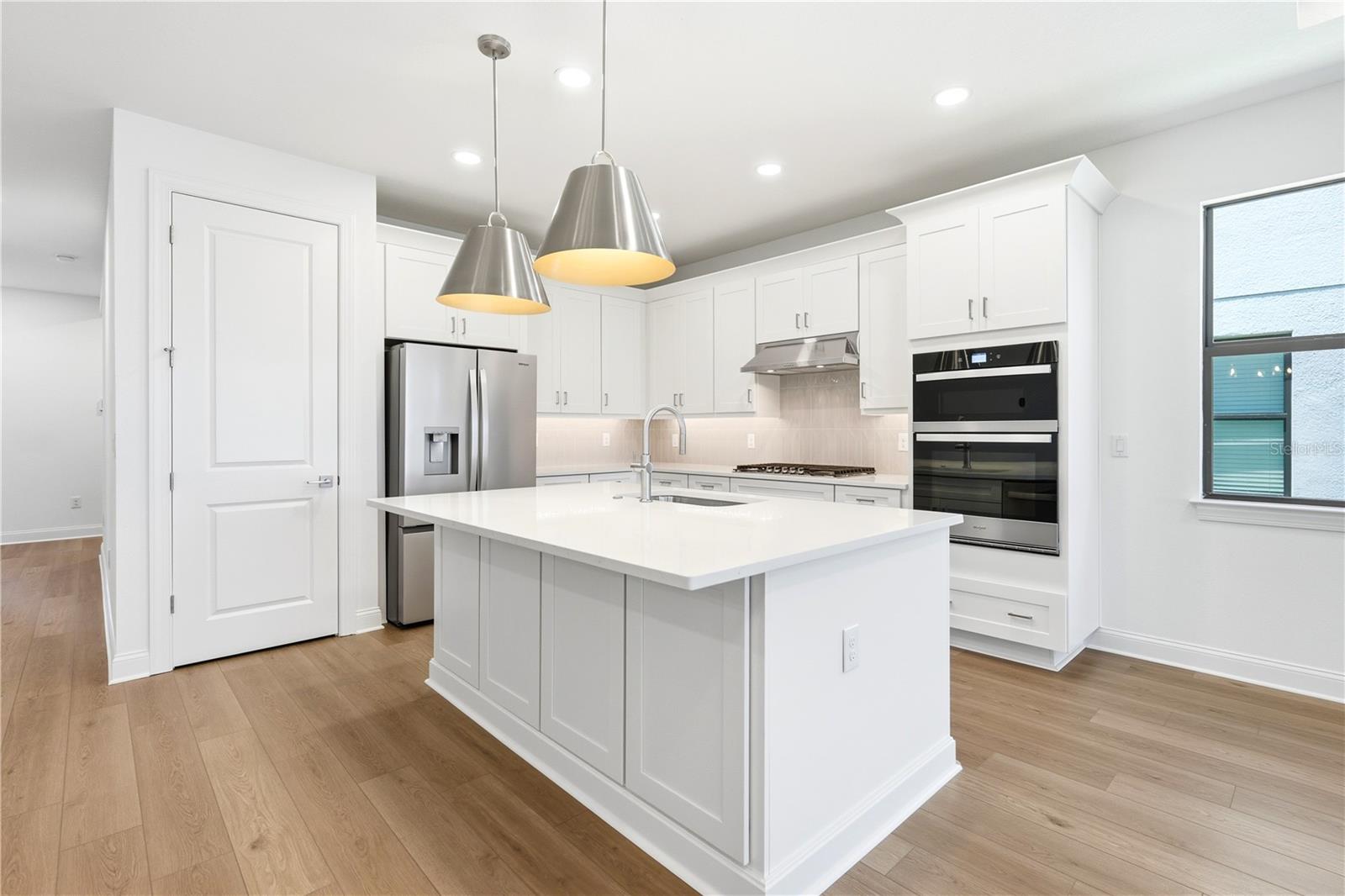 A4698579 Property Photo 6