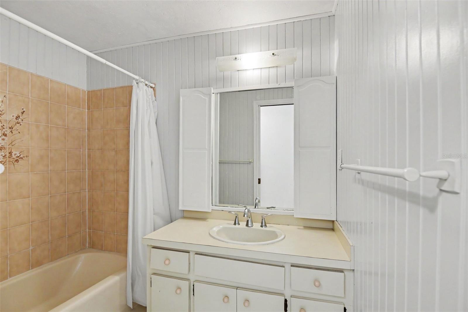 888 Harmony Ln Property Photo 7