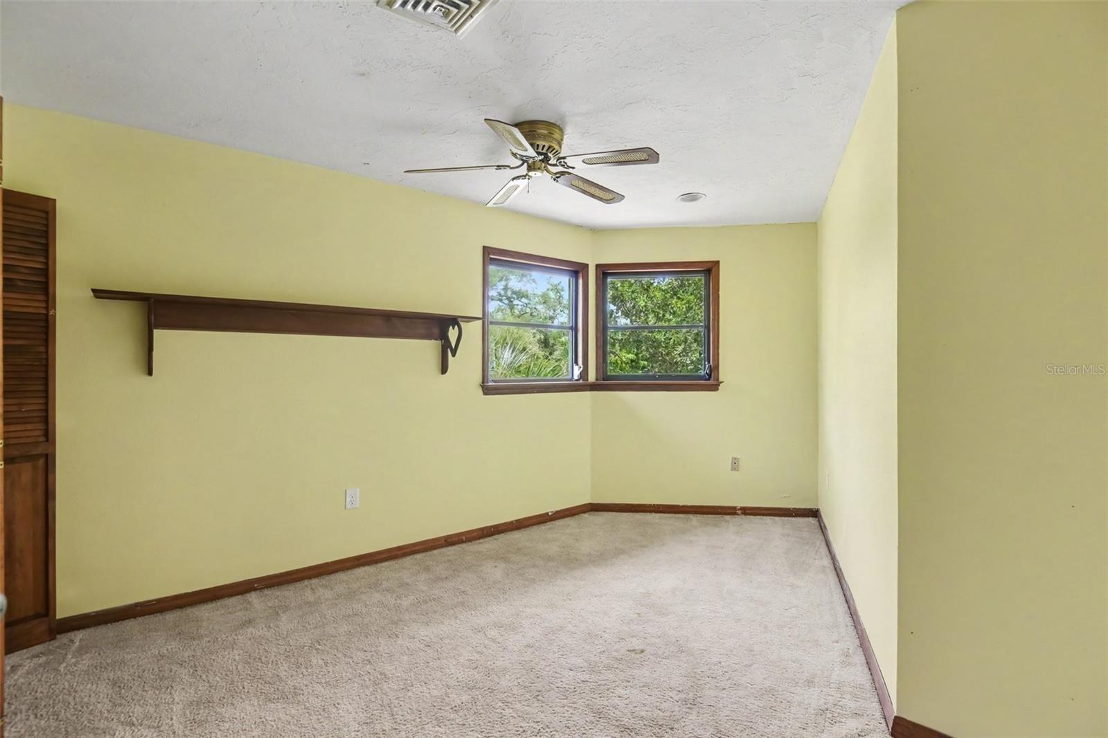 888 Harmony Ln Property Photo 12
