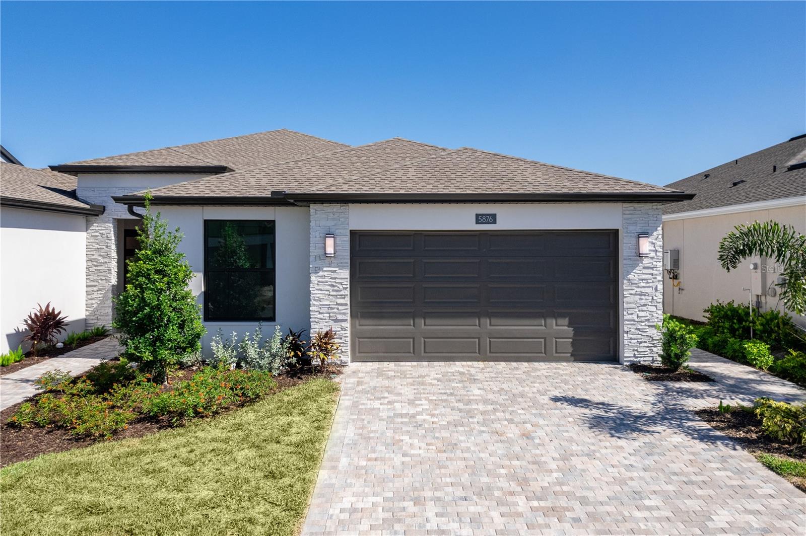 A4698591 Property Photo 1