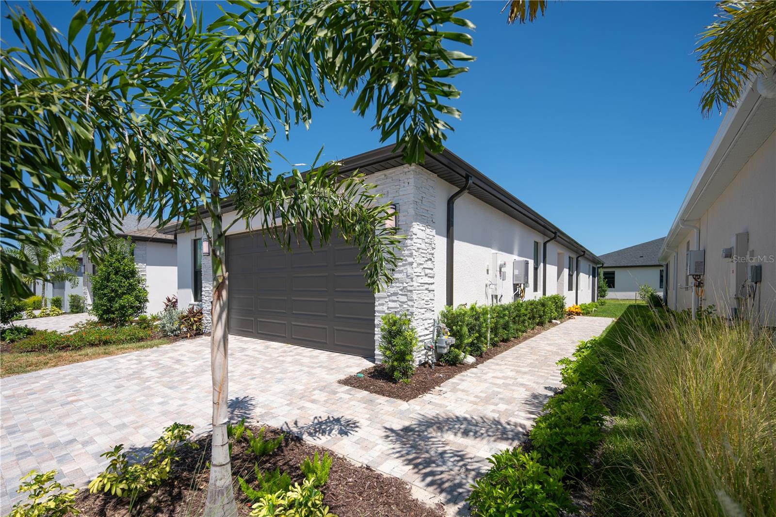 A4698591 Property Photo 2