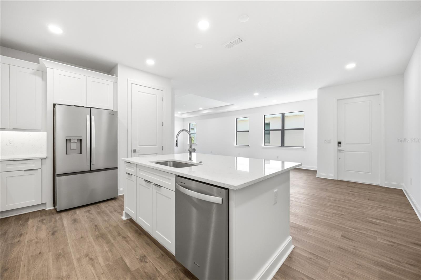 A4698591 Property Photo 8
