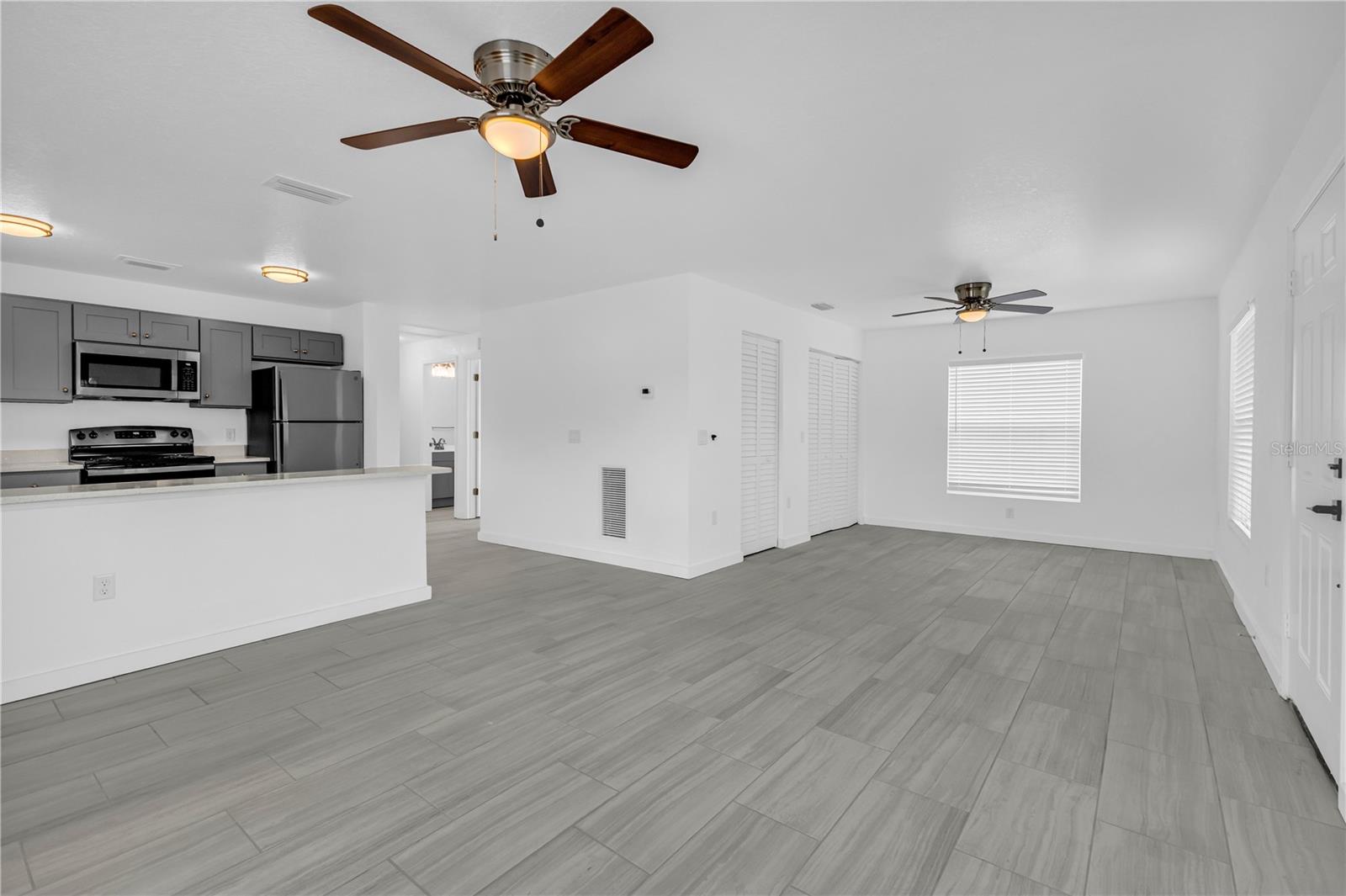 2206 53rd Ave E Property Photo 6