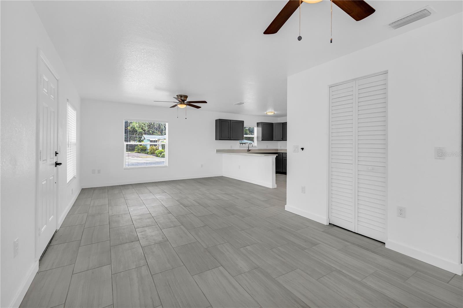 2206 53rd Ave E Property Photo 8