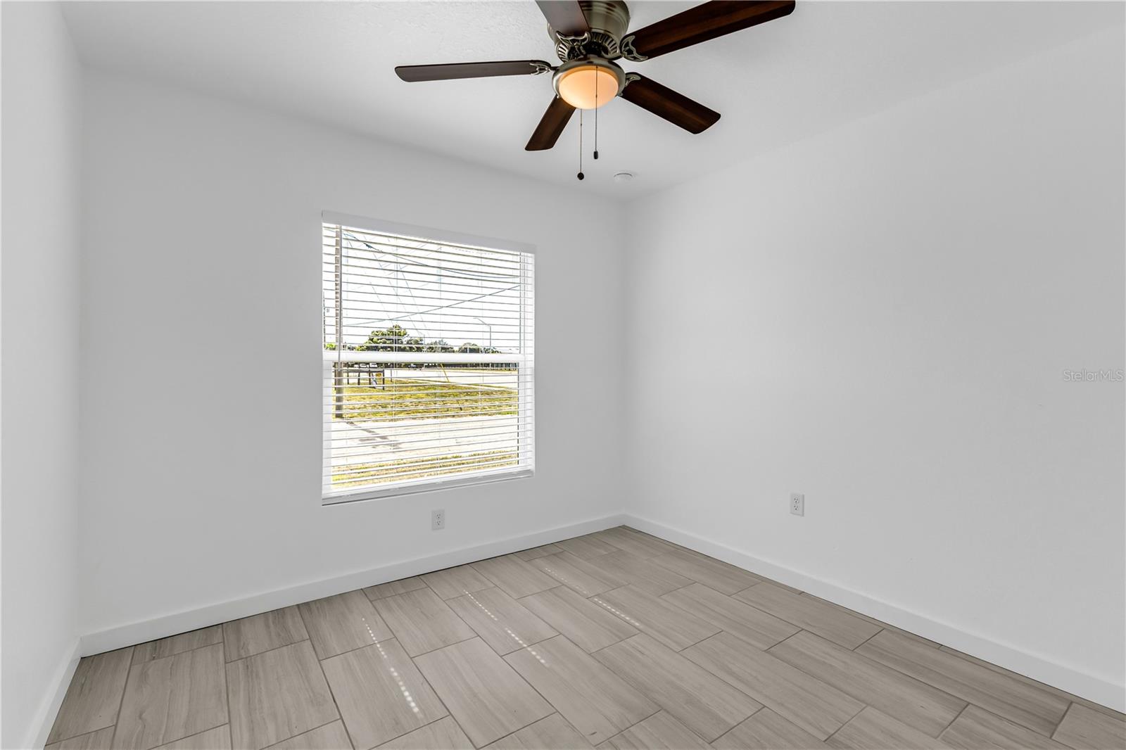 2206 53rd Ave E Property Photo 13