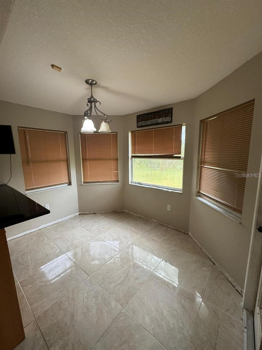4016 Bula Ln Property Photo 11