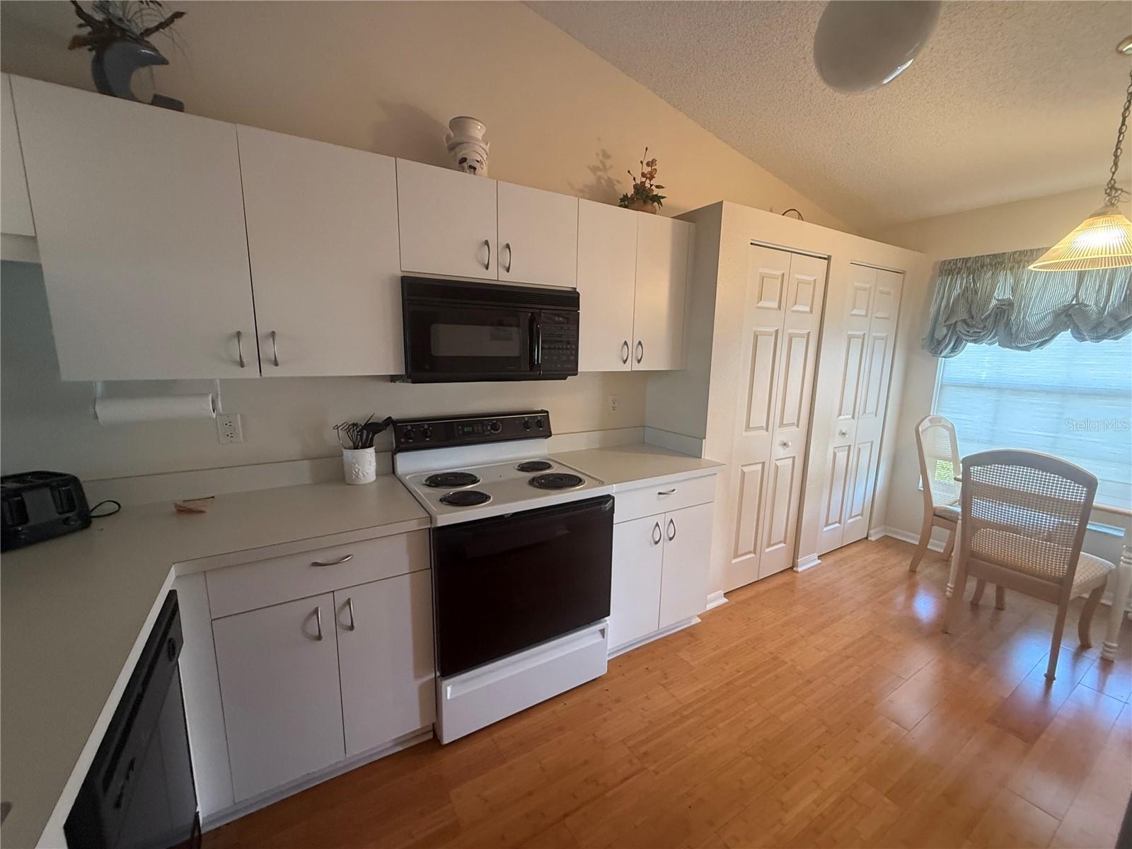 4211 Caddie Dr E #202 Property Photo 2