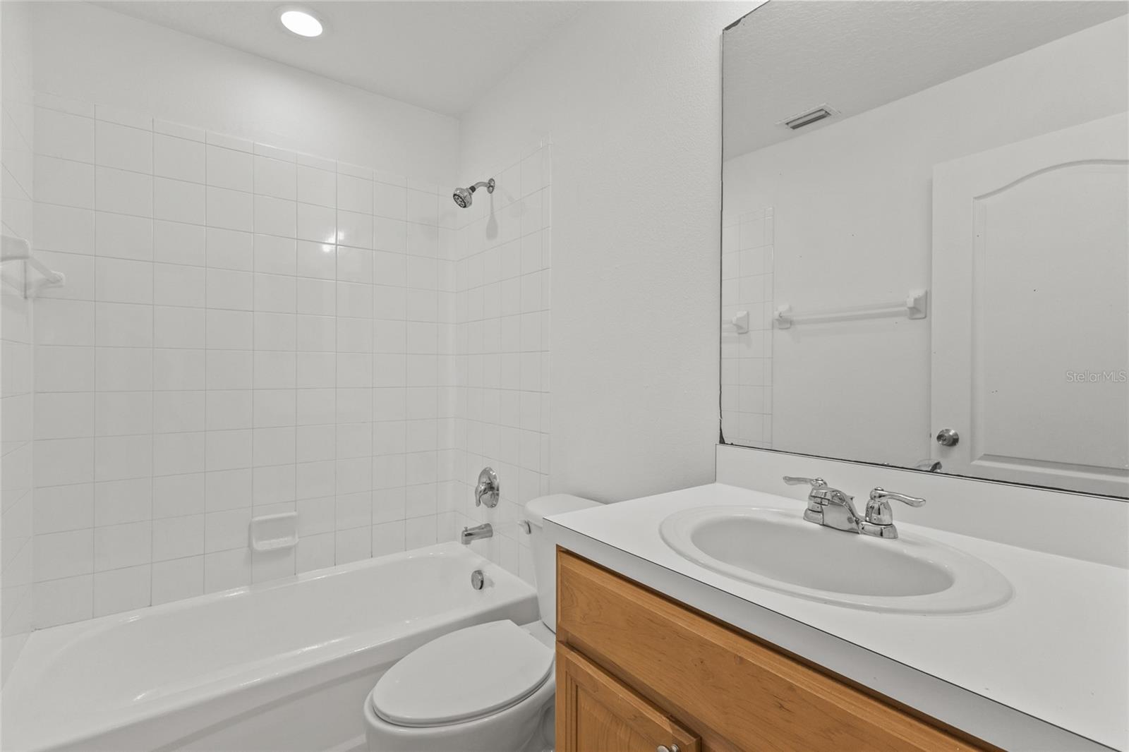 220 Cape Harbour Loop #unit 101 Property Photo 15