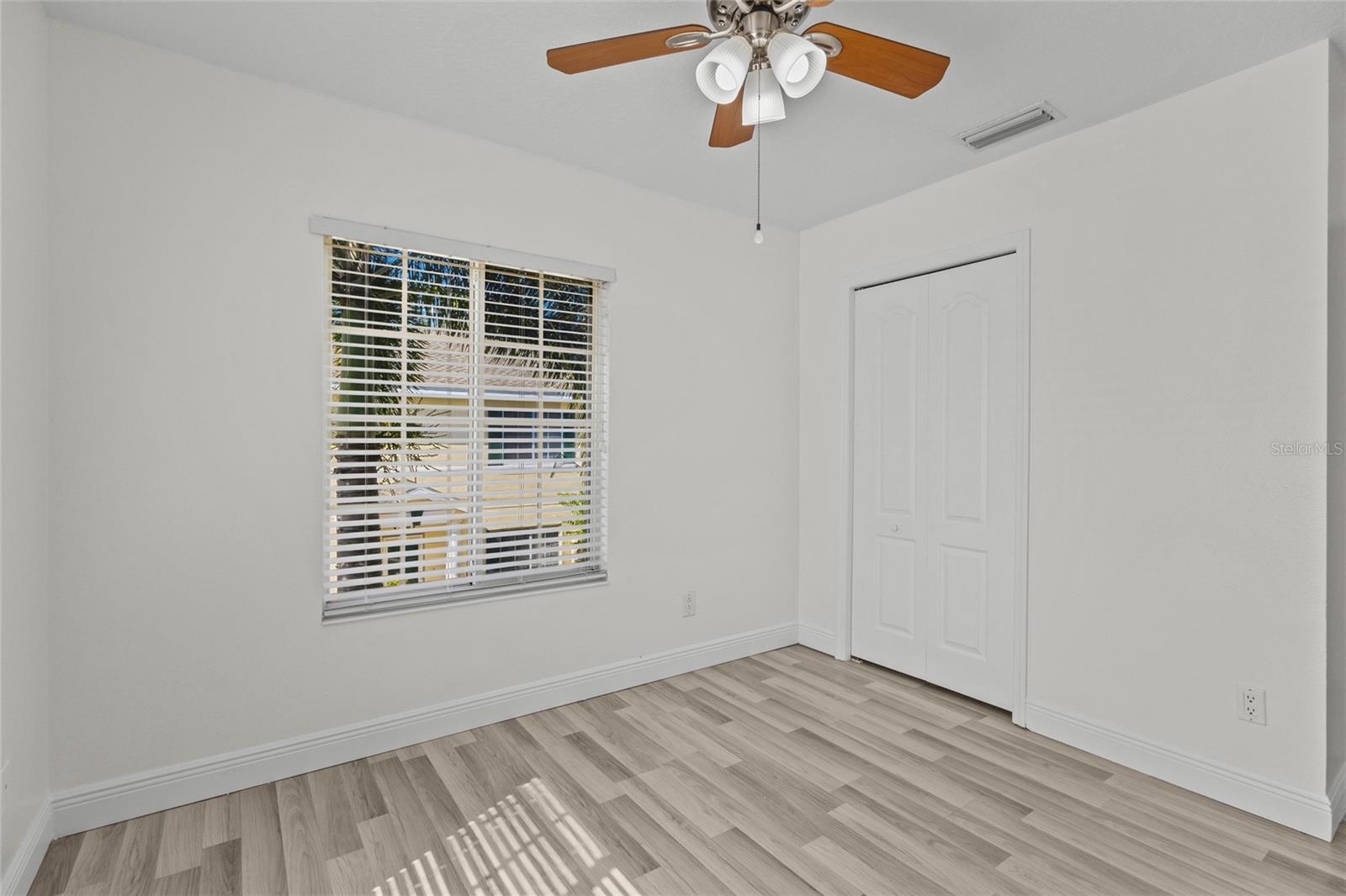 220 Cape Harbour Loop #unit 101 Property Photo 23