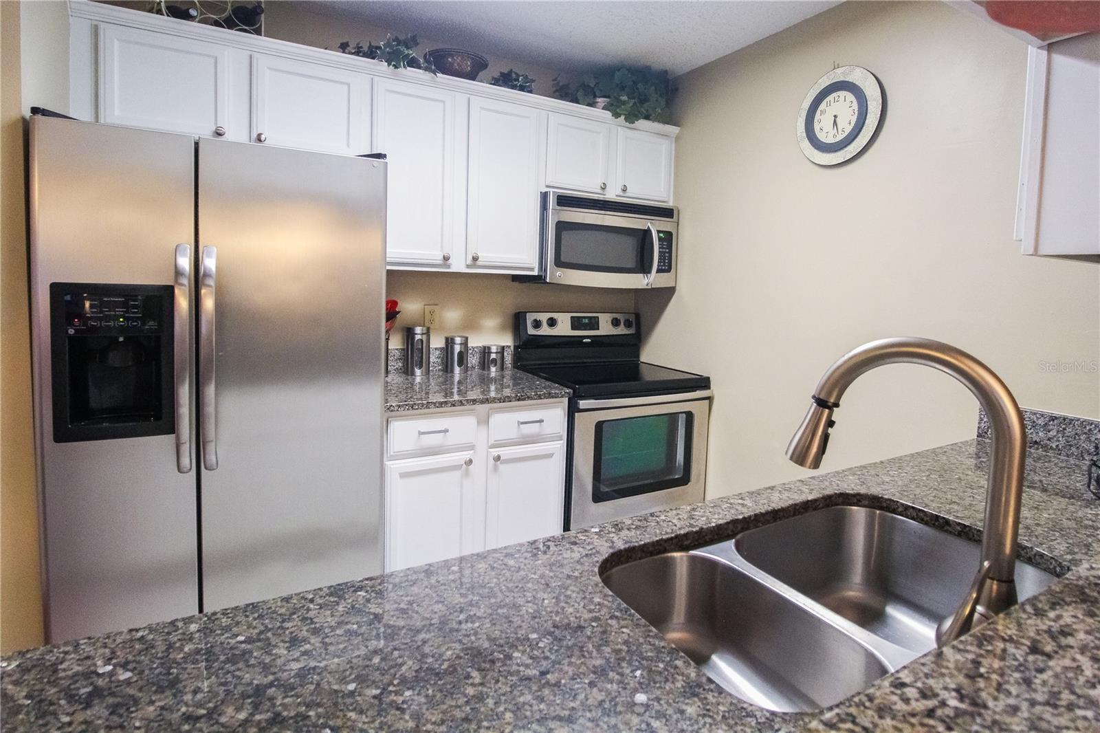 4009 Crockers Lake Blvd #11 Property Photo 2