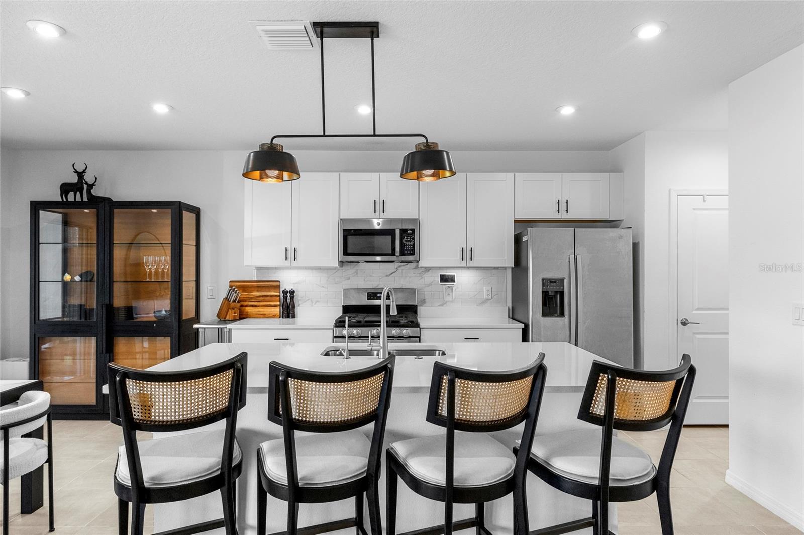 6365 Springmont Loop Property Photo 11
