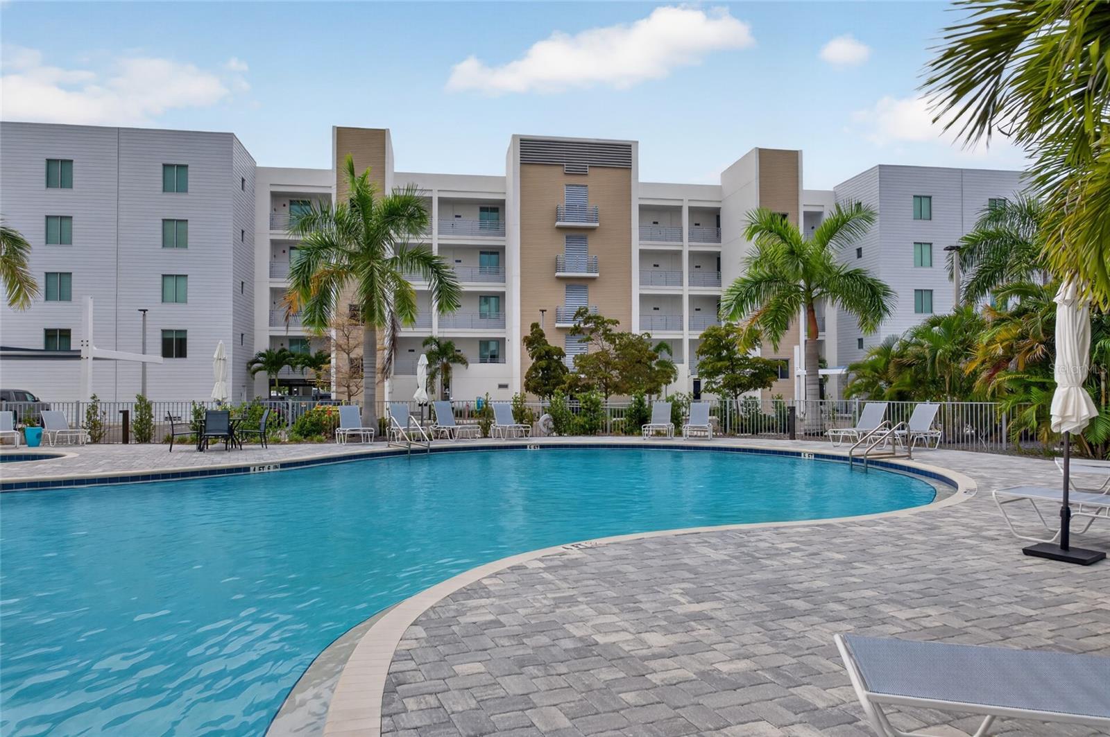 1709 N TAMIAMI TRL #505 Property Photo 1