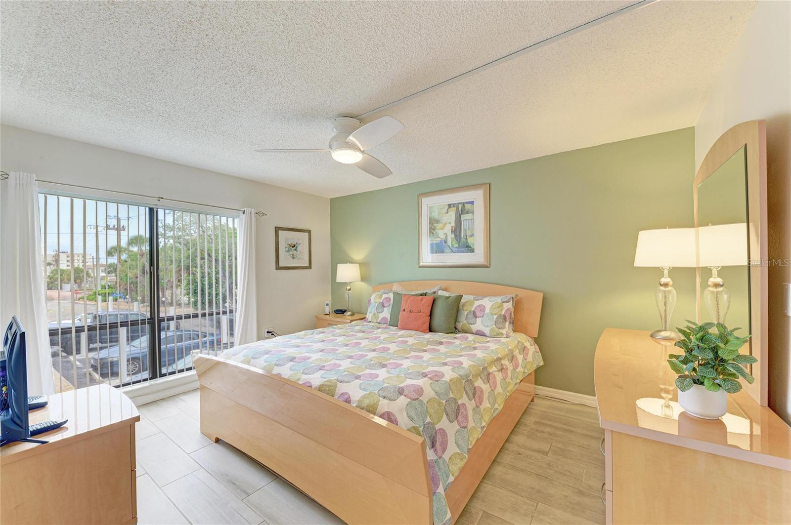 6157 Midnight Pass Rd #e12 Property Photo 20
