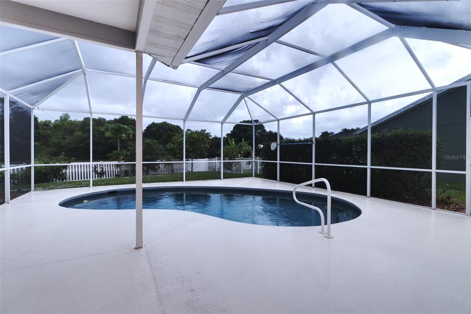 6734 60th Street Cir E Property Photo 4