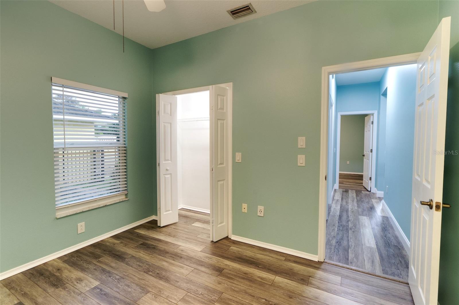 6734 60th Street Cir E Property Photo 21