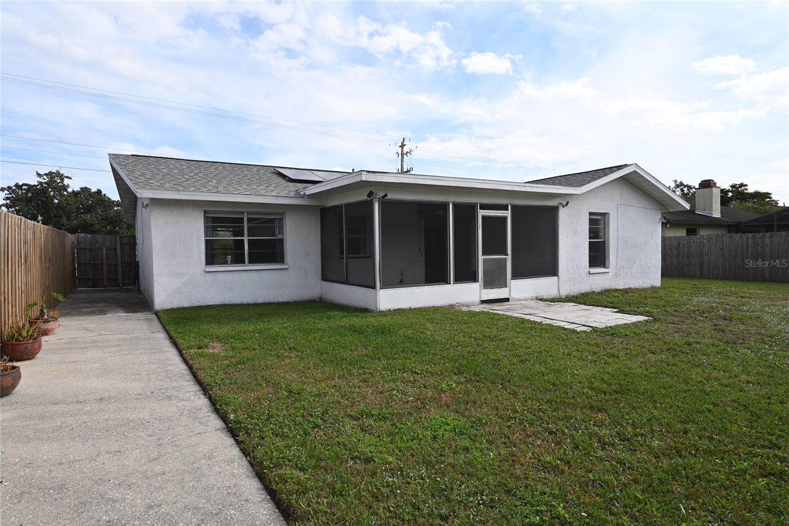6524 Mauna Loa Blvd Property Photo 20