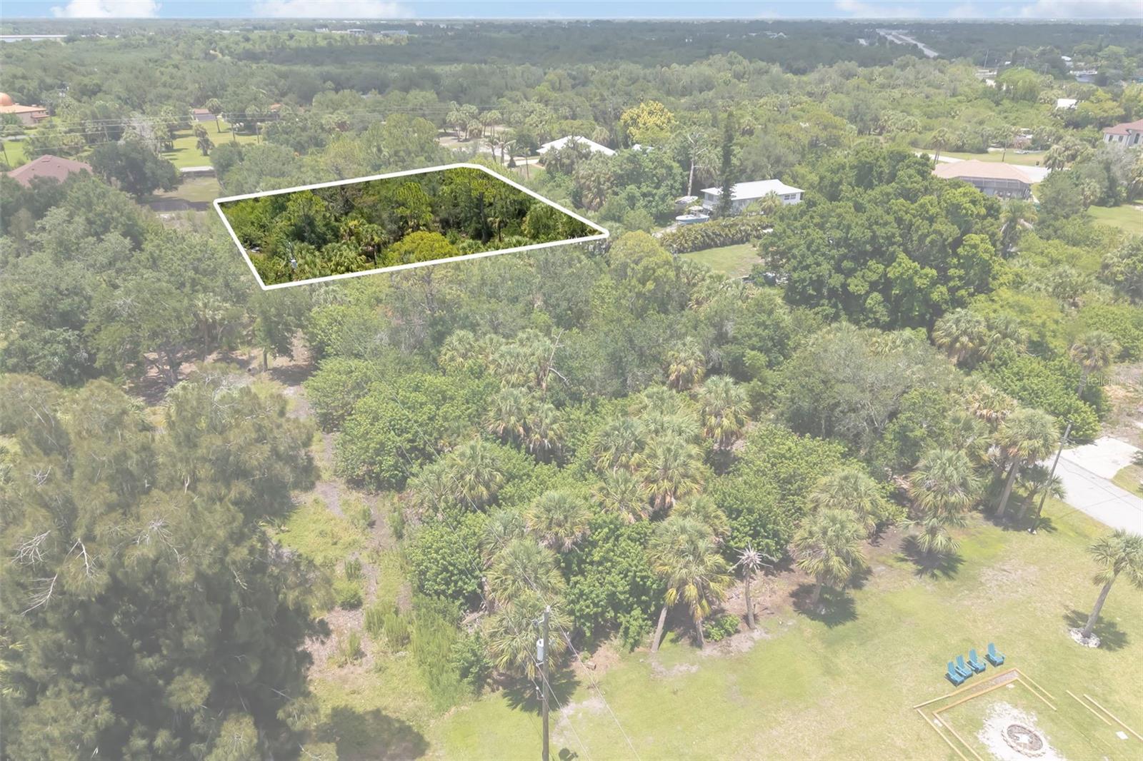 186 Northshore Ter Property Photo 3