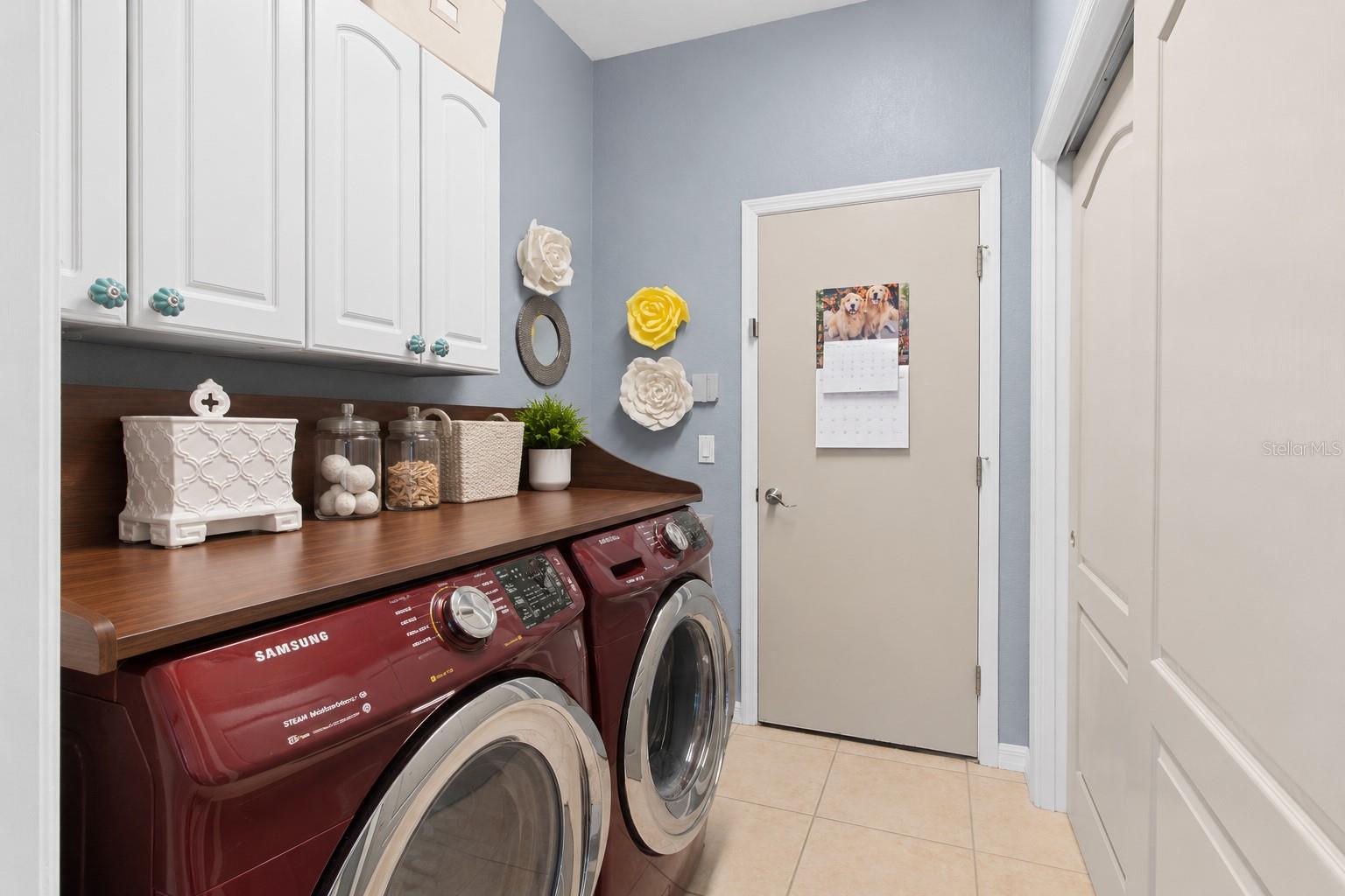 8964 Stone Harbour Loop Property Photo 16