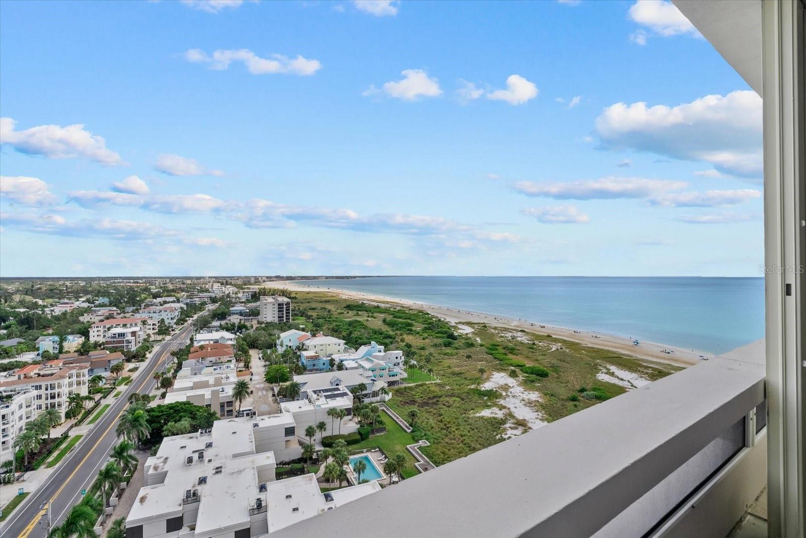 5400 Ocean Blvd #17-04 Property Photo 30