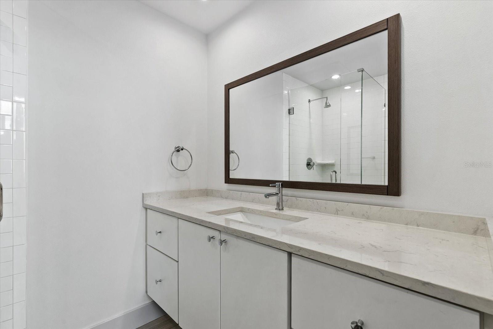 5400 Ocean Blvd #17-04 Property Photo 31