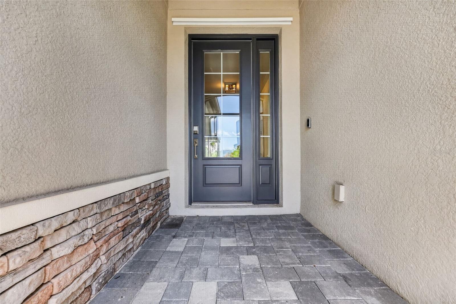 4881 Seafoam Trl Property Photo 3