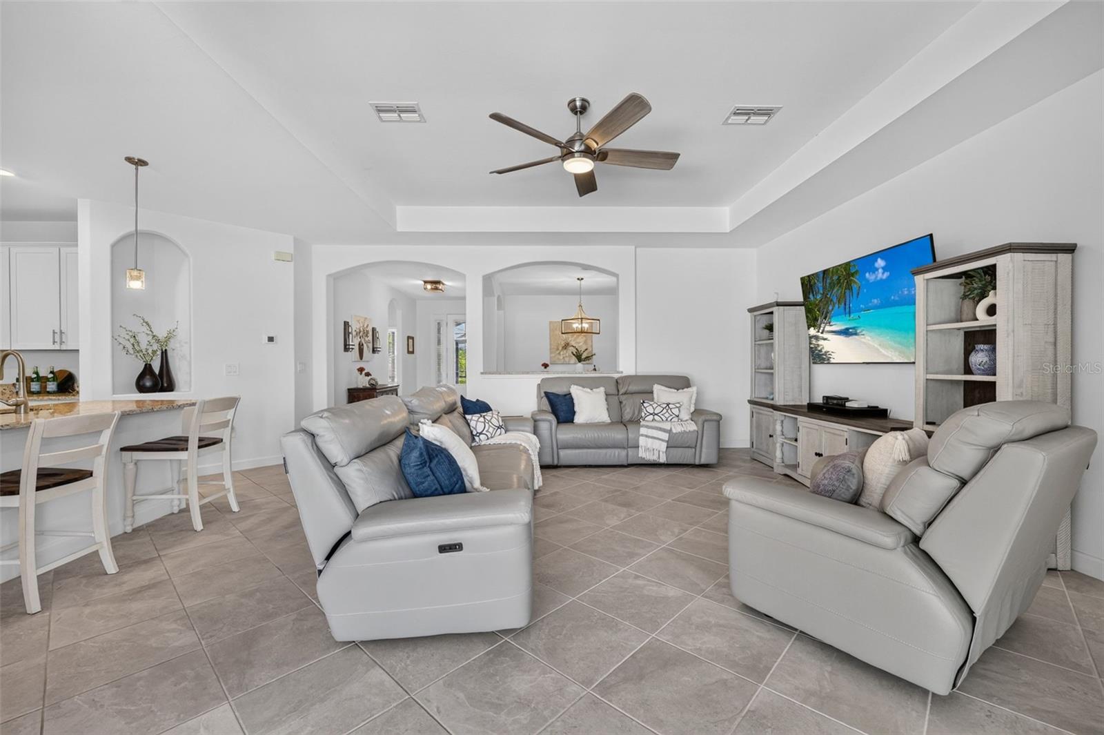 4881 Seafoam Trl Property Photo 11