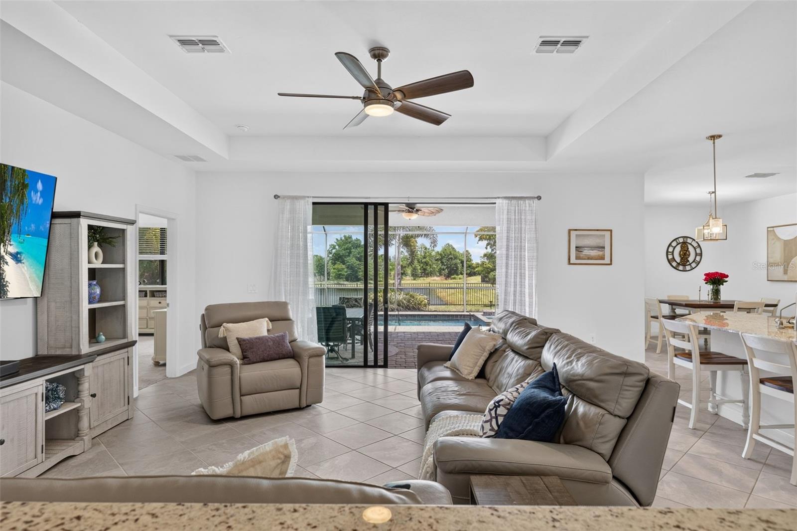 4881 Seafoam Trl Property Photo 12