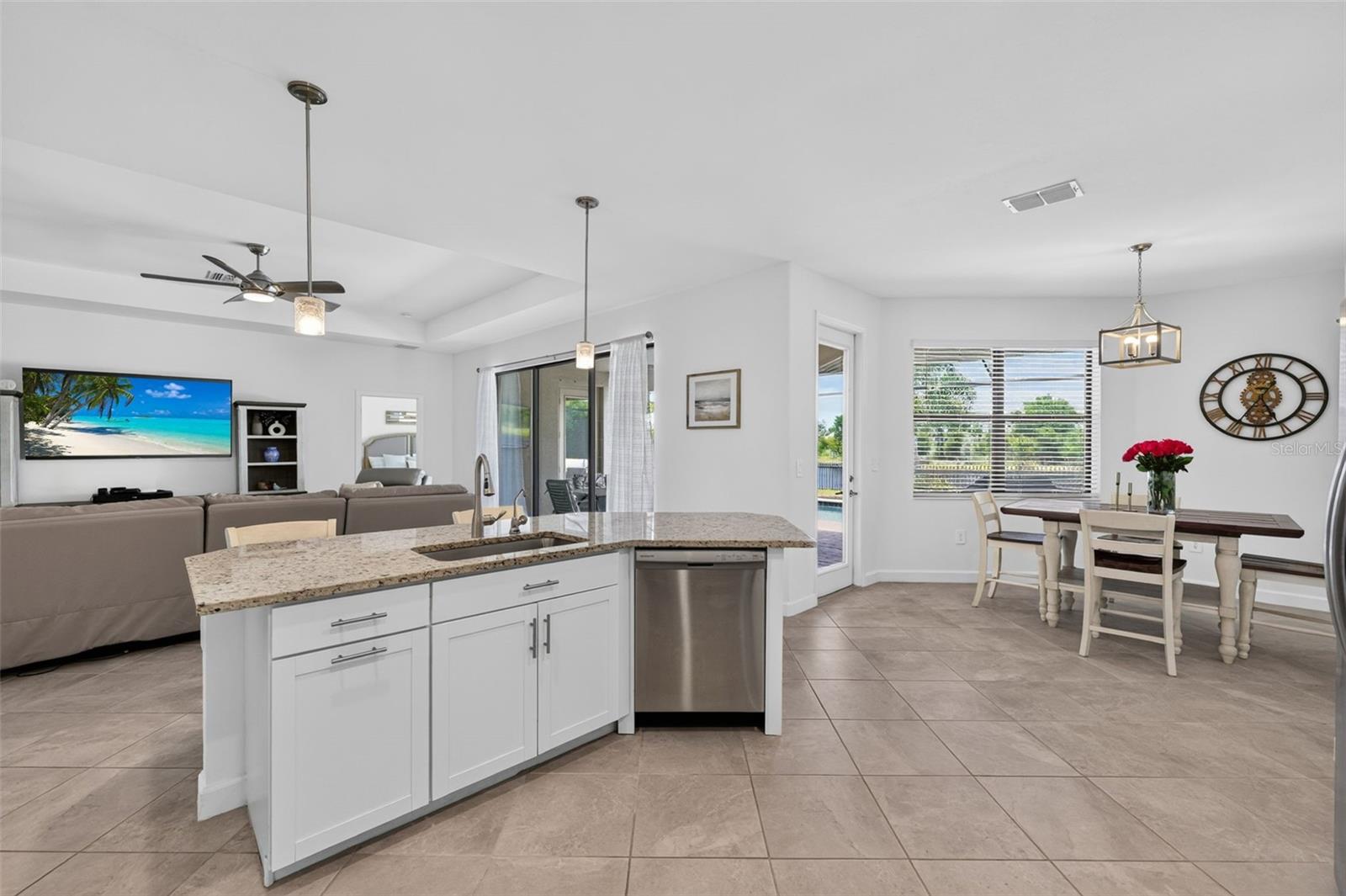 4881 Seafoam Trl Property Photo 16