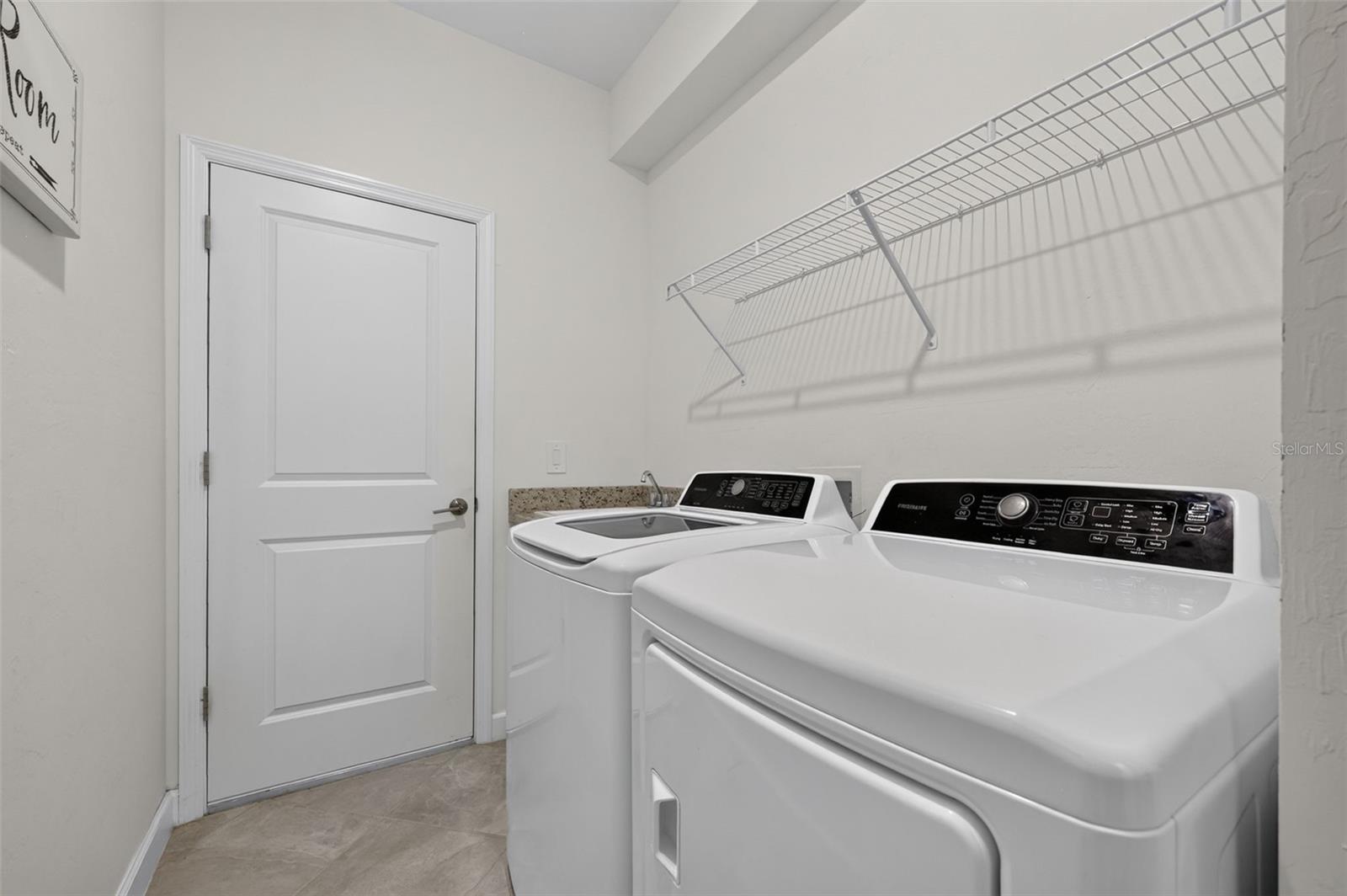 4881 Seafoam Trl Property Photo 29