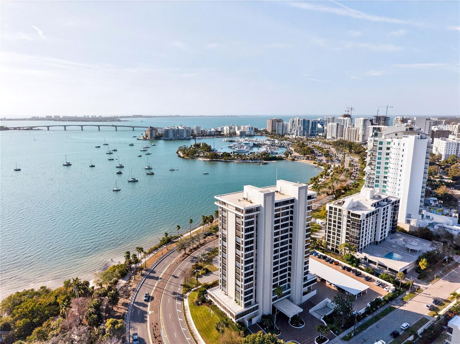 770 S Palm Ave #ph2 Property Photo 1