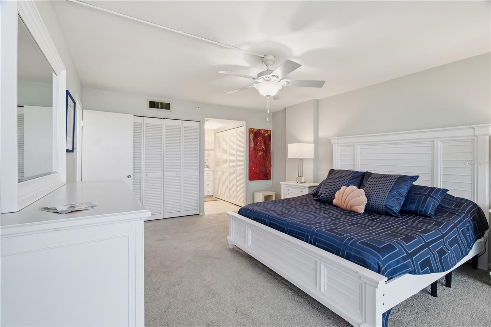 770 S Palm Ave #ph2 Property Photo 16