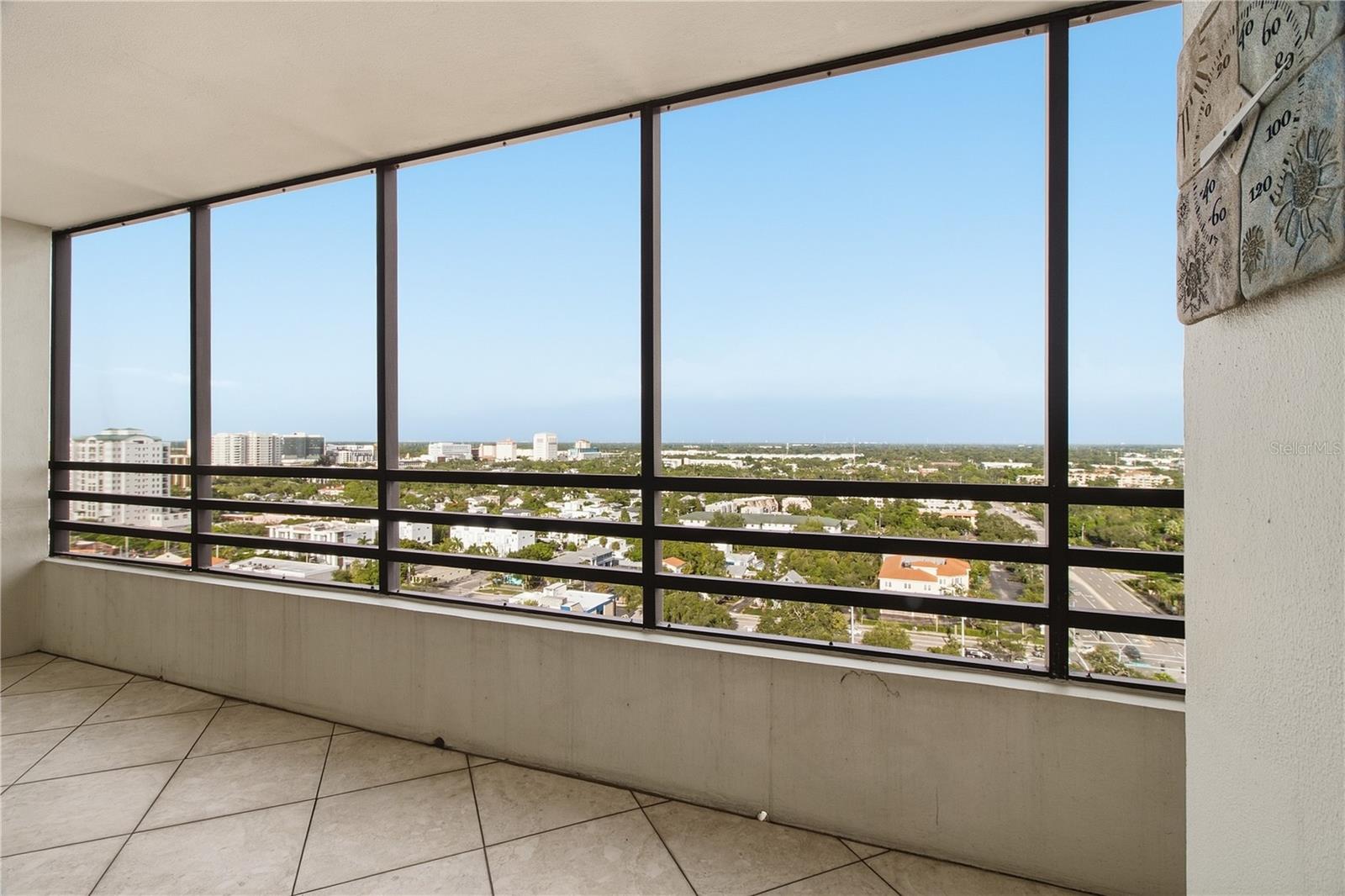 770 S Palm Ave #ph2 Property Photo 18