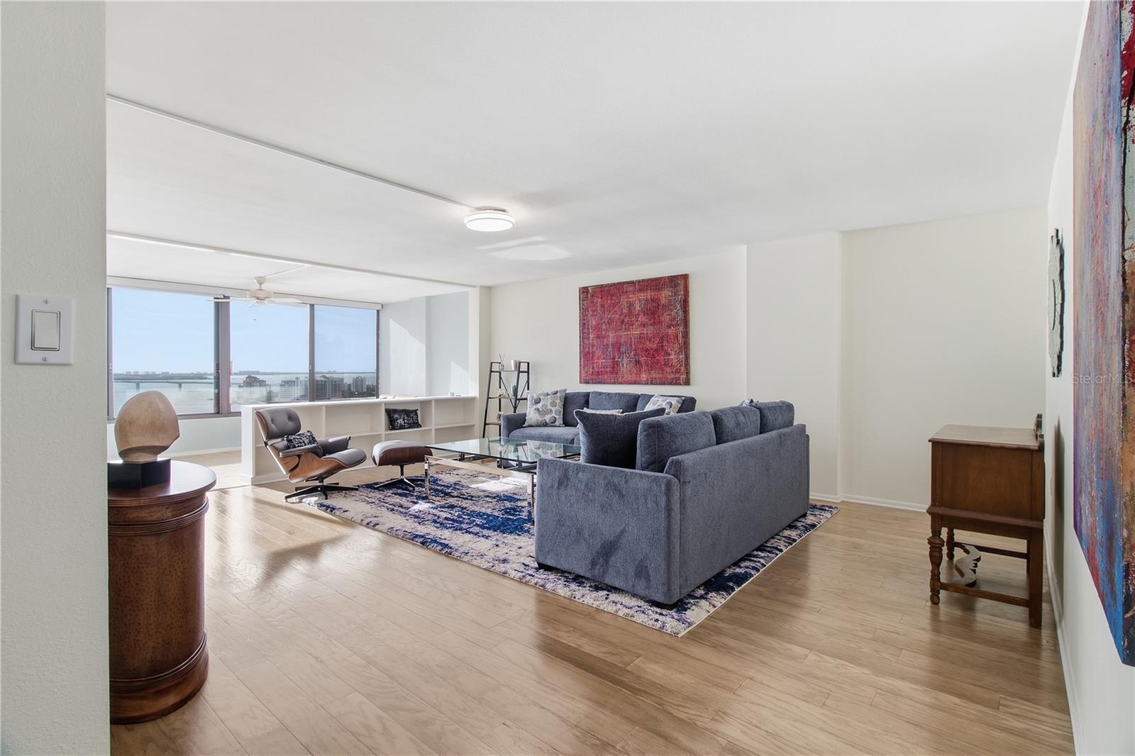 770 S Palm Ave #ph2 Property Photo 23