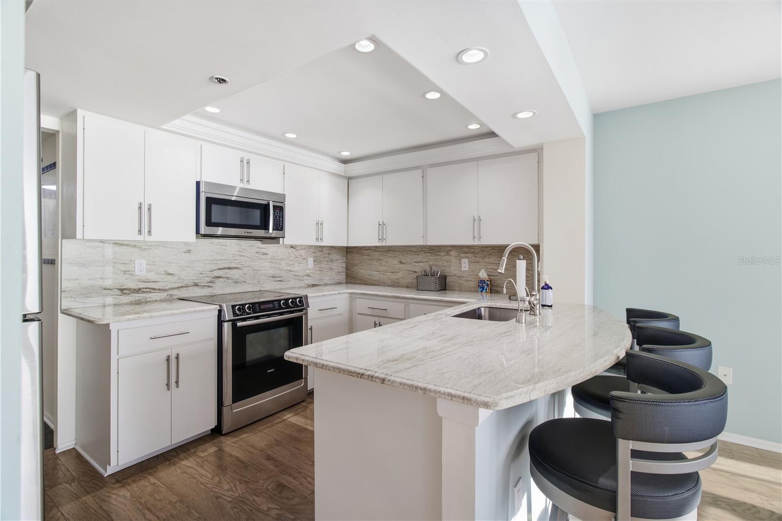 770 S Palm Ave #ph2 Property Photo 35