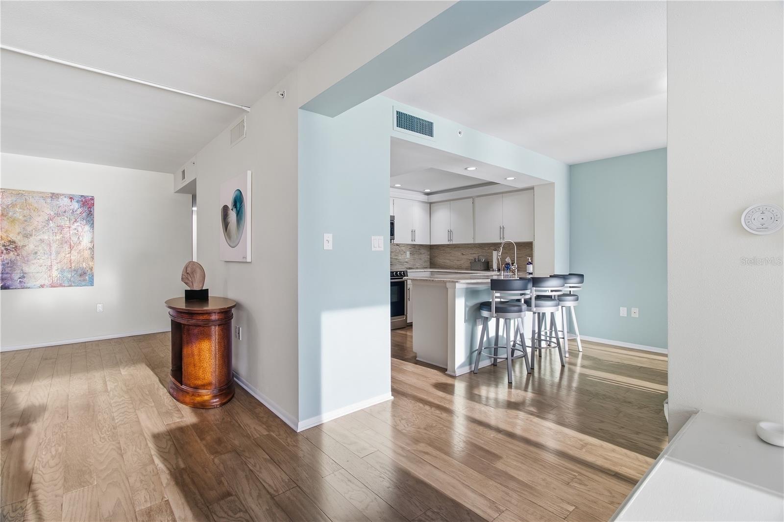 770 S Palm Ave #ph2 Property Photo 42