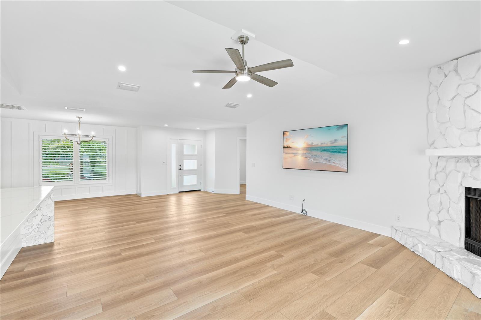 206 73rd St Nw Property Photo 12